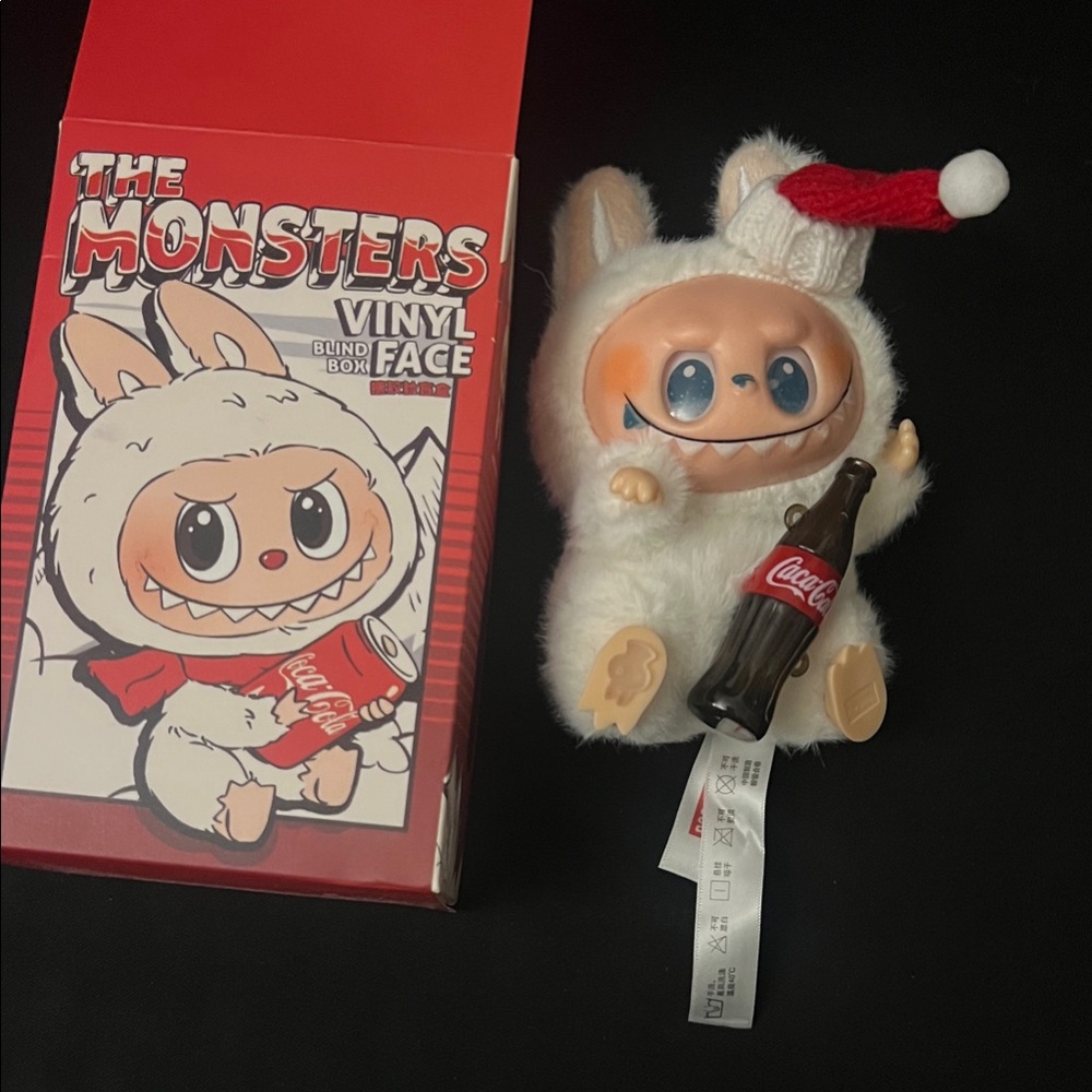 Coca-Cola The Monsters Vinyl Figure - White